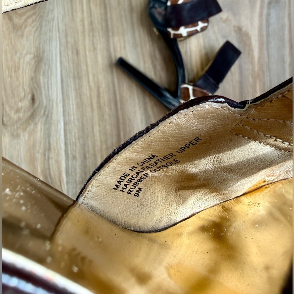 MICHAEL KORS Giraffe Print Haircalf Leather Platform Heels - Picture 8 of 8